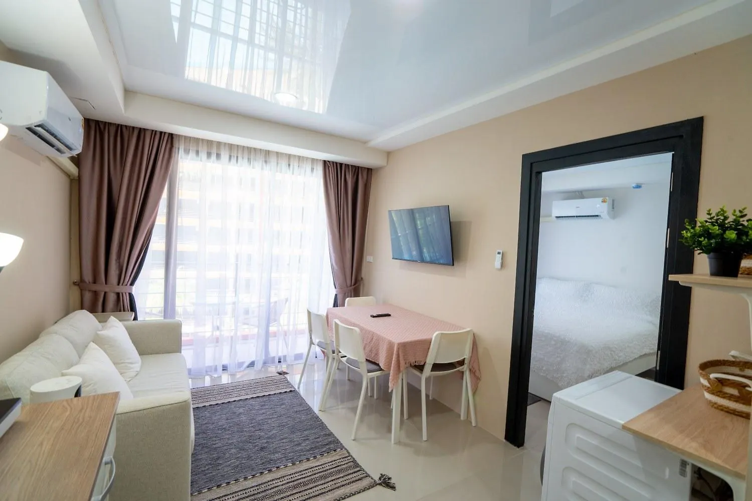 The Urban Tropical Apartments Ban Mai Chalae